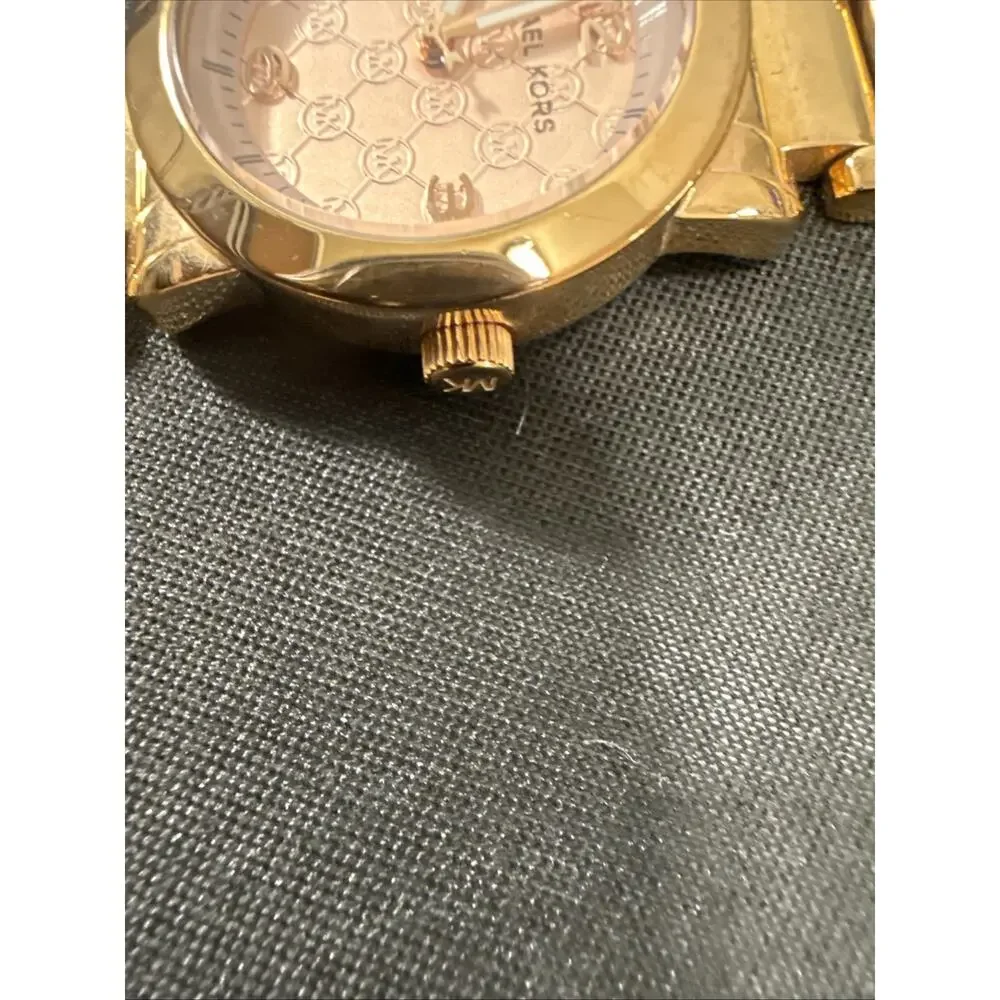 Michael Kors up auction